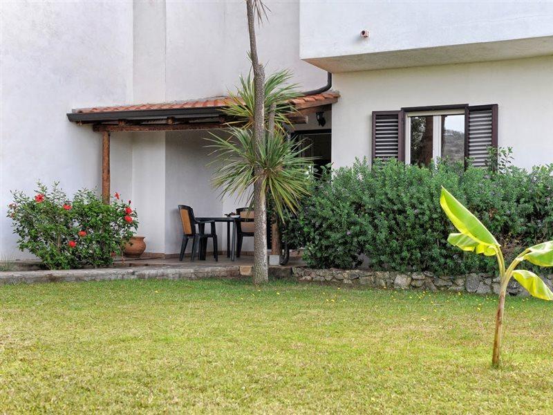 Villaggio Pineta Petto Bianco Капо-Ватикано Экстерьер фото